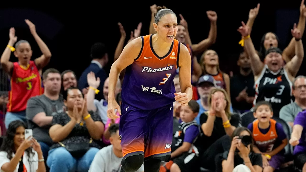 You are currently viewing Diana Taurasi Makes History as First WNBA Player to Score 10,000 Points in Thrilling Match