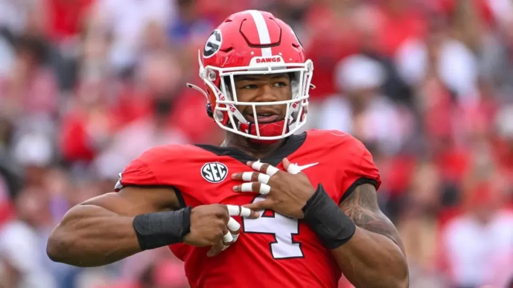 Nolan Smith injures shoulder in Thursday’s preseason game